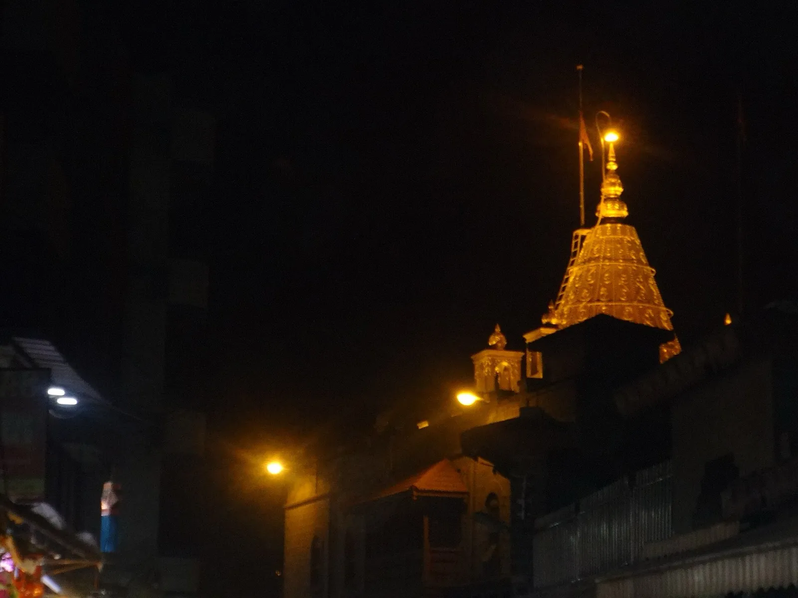 Shri Saibaba Samadhi Mandir